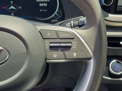 Used 2023 Hyundai Sonata SEL w/ Convenience Package FWD image 32