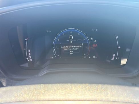 Used 2025 Toyota Corolla SE image 16