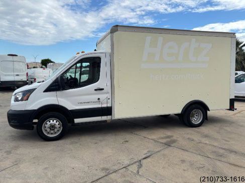 Used 2022 Ford Transit 350 DRW image 4