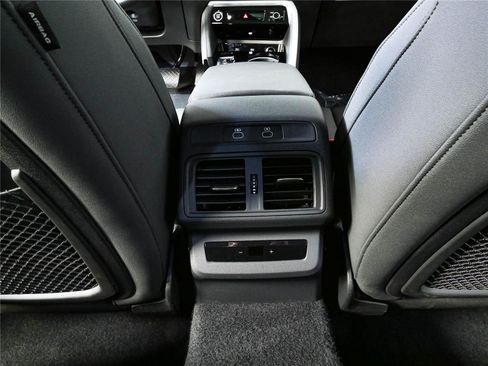 Used 2025 Audi Q5 Premium w/ Convenience Package AWD/4WD image 20