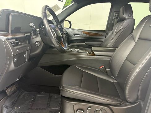 Used 2022 Cadillac Escalade ESV Luxury image 25