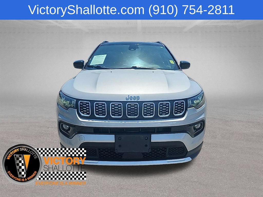 Certified 2024 Jeep Compass Limited AWD/4WD image 3