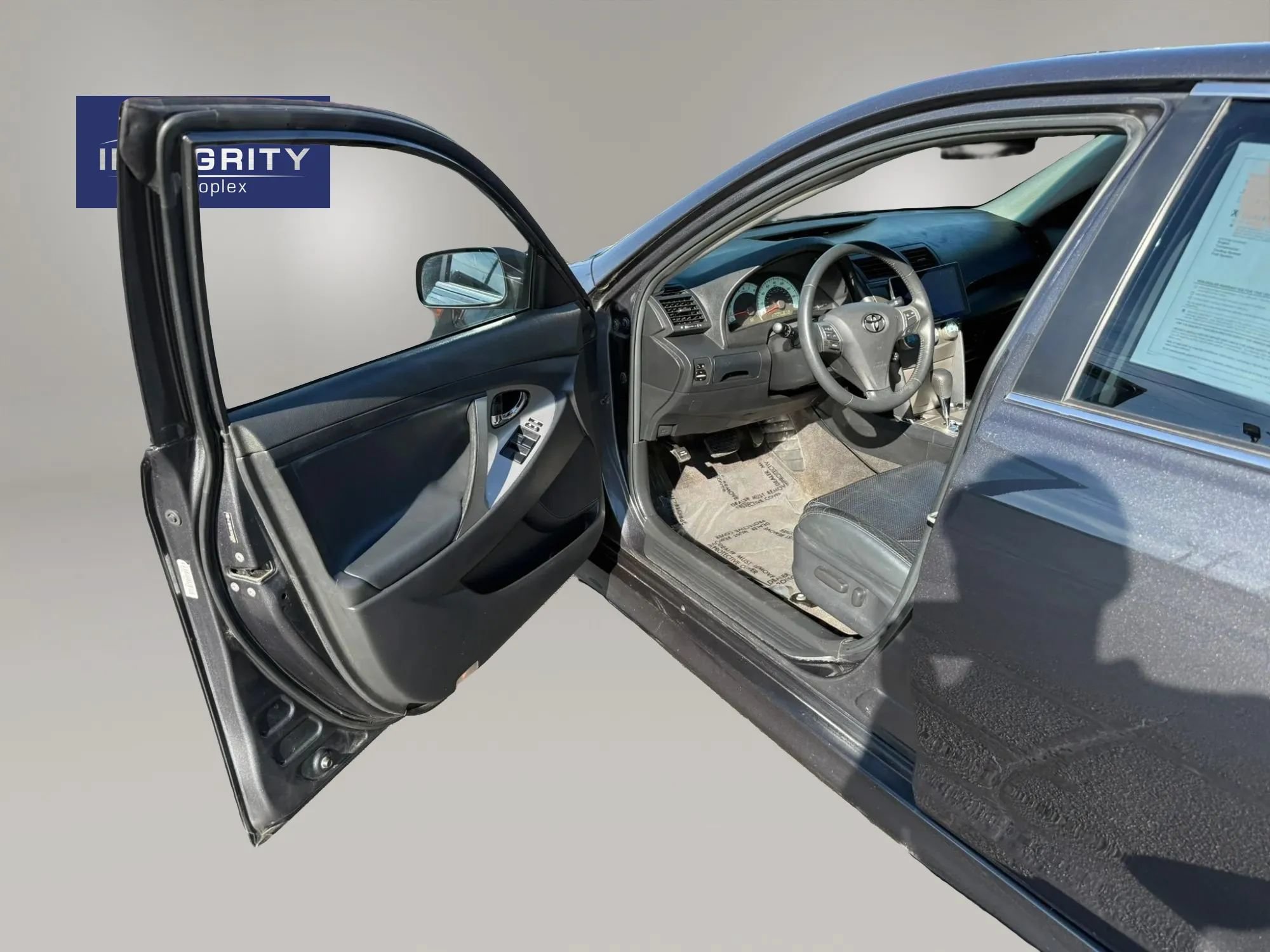 Used 2009 Toyota Camry SE FWD image 9