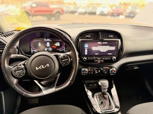 Used 2023 Kia Soul GT-Line FWD image 14