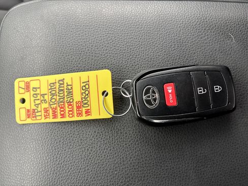 Certified 2024 Toyota Tacoma TRD Off-Road image 27