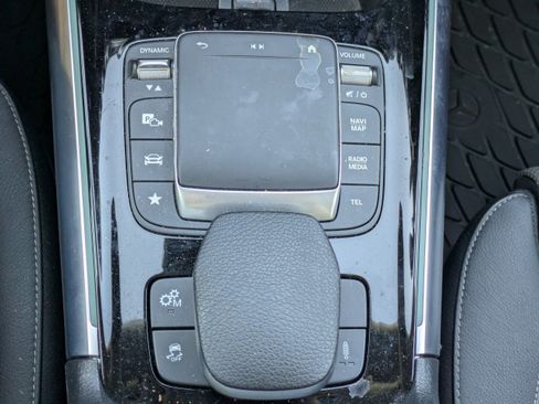 Certified 2022 Mercedes-Benz GLA 35 AMG 4MATIC image 25