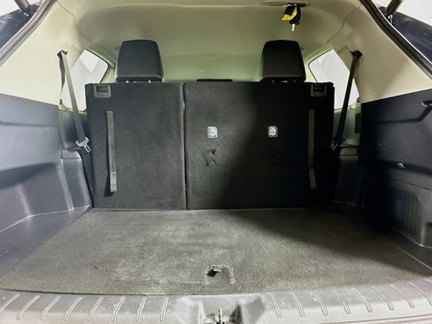 Used 2025 Toyota Grand Highlander AWD image 29