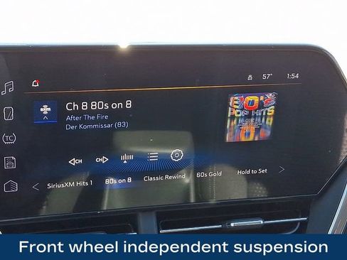 Used 2025 Chevrolet Trax LT w/ Driver Confidence Package image 12