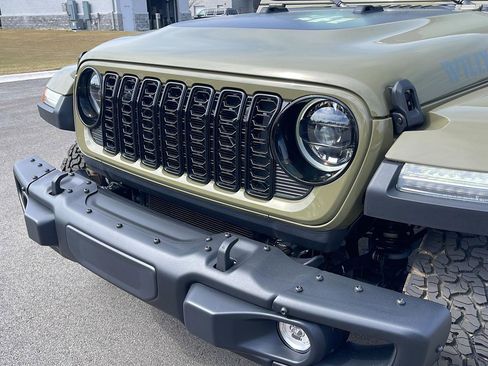 New 2026 Jeep Wrangler Unlimited Sport image 12