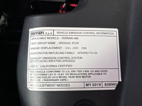 Used 2019 Ferrari 488 Spider RWD image 27