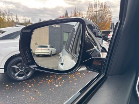 Used 2021 Jeep Grand Cherokee L Limited w/ Luxury Tech Group II image 37