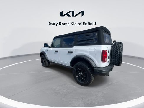 Used 2021 Ford Bronco Black Diamond image 6