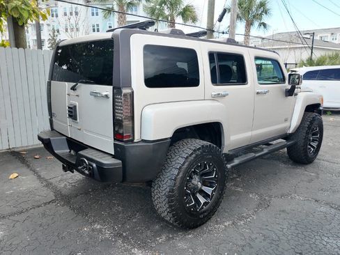 Used 2006 HUMMER H3 w/ Chrome Appearance Package image 3