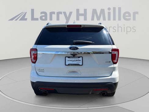 Used 2017 Ford Explorer 4WD w/ Class II Trailer Tow Package image 4