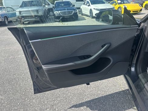 Used 2025 Tesla Model 3 Long Range image 26