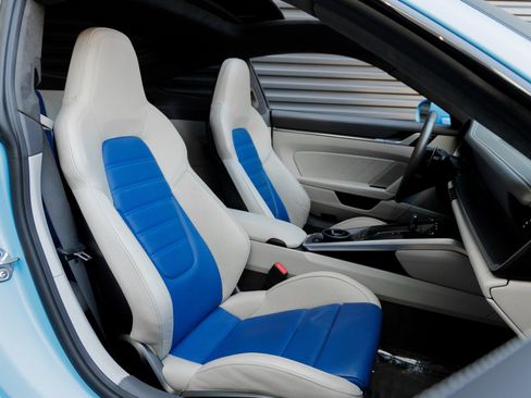 Used 2021 Porsche 911 Turbo S image 35