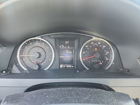 Used 2017 Toyota Camry SE FWD image 12