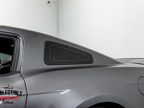 Used 2013 Ford Mustang Shelby GT500 RWD image 55