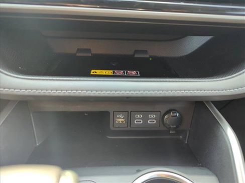Certified 2026 Toyota Highlander XLE AWD/4WD image 20