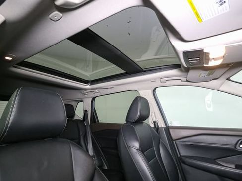 Used 2023 Nissan Rogue SL AWD/4WD image 17