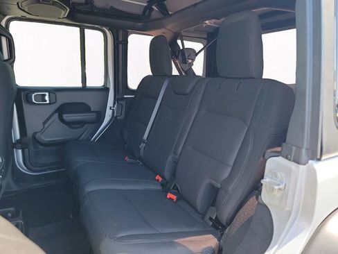 Used 2023 Jeep Wrangler Unlimited Sport AWD/4WD image 13
