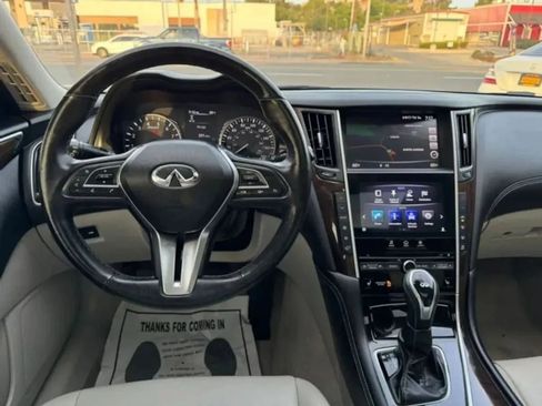 Used 2019 INFINITI Q50 Luxe w/ Essential Package (3.0T Luxe) AWD/4WD image 34