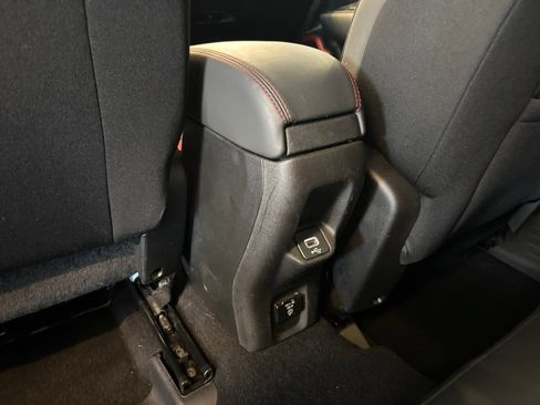 Used 2022 Jeep Renegade Trailhawk AWD/4WD image 21