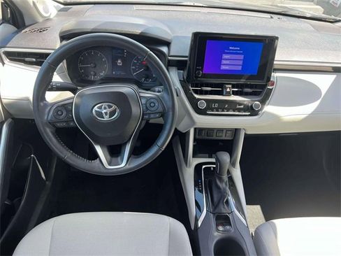 Certified 2024 Toyota Corolla Cross LE image 15
