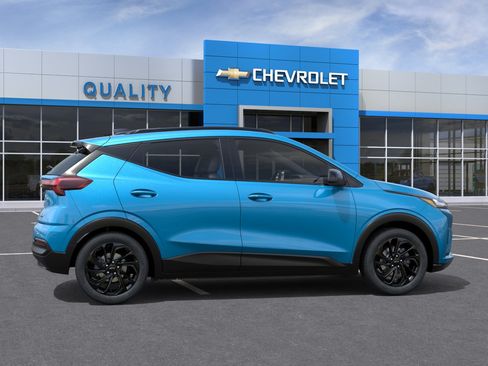 New 2027 Chevrolet Bolt RS w/ Technology Package FWD image 5