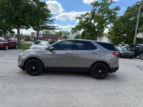 Used 2019 Chevrolet Equinox LT FWD image 4