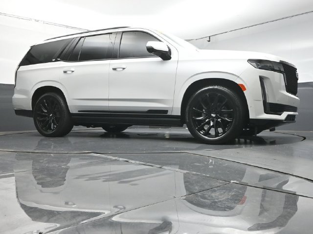 Used 2023 Cadillac Escalade Sport Platinum w/ LPO, ONYX Package AWD/4WD image 37