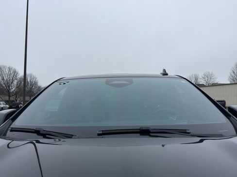 Used 2022 Cadillac Escalade Premium Luxury image 22