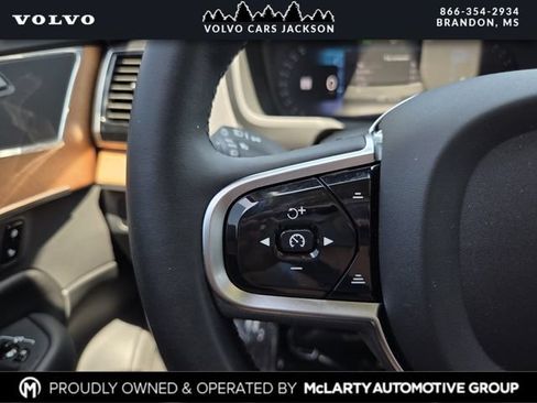 Used 2024 Volvo XC90 B5 Plus w/ Protection Package Premier AWD/4WD image 24