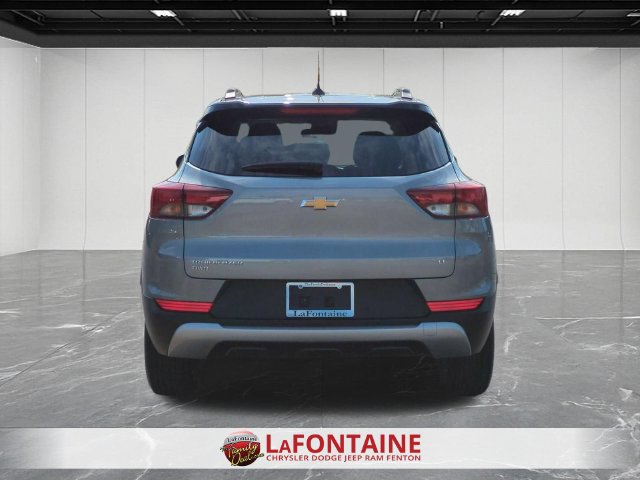 Used 2023 Chevrolet TrailBlazer LT w/ Convenience Package AWD/4WD image 4