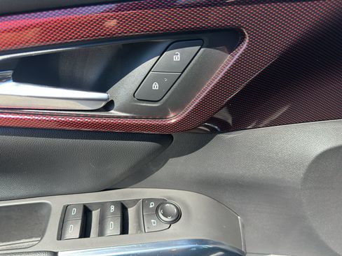 Used 2025 Chevrolet Traverse Z71 w/ LPO, Floor Liner Package AWD/4WD image 15