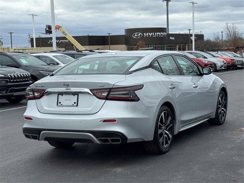 Certified 2023 Nissan Maxima SV w/ Floor Mat Group image 6