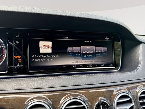 Used 2015 Mercedes-Benz S 550 Sedan image 12
