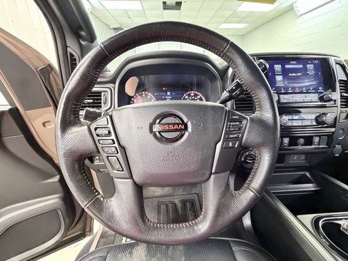 Used 2021 Nissan Titan PRO-4X AWD/4WD image 41