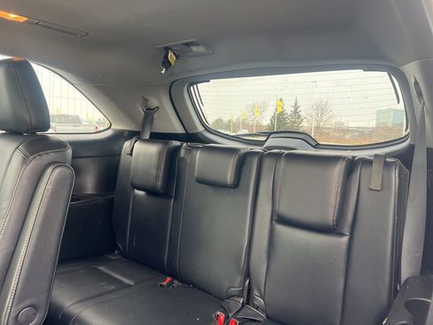 Used 2018 Toyota Highlander XLE image 30