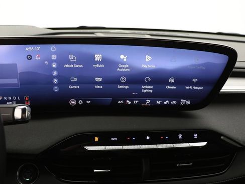 Used 2025 Buick Enclave Preferred image 21