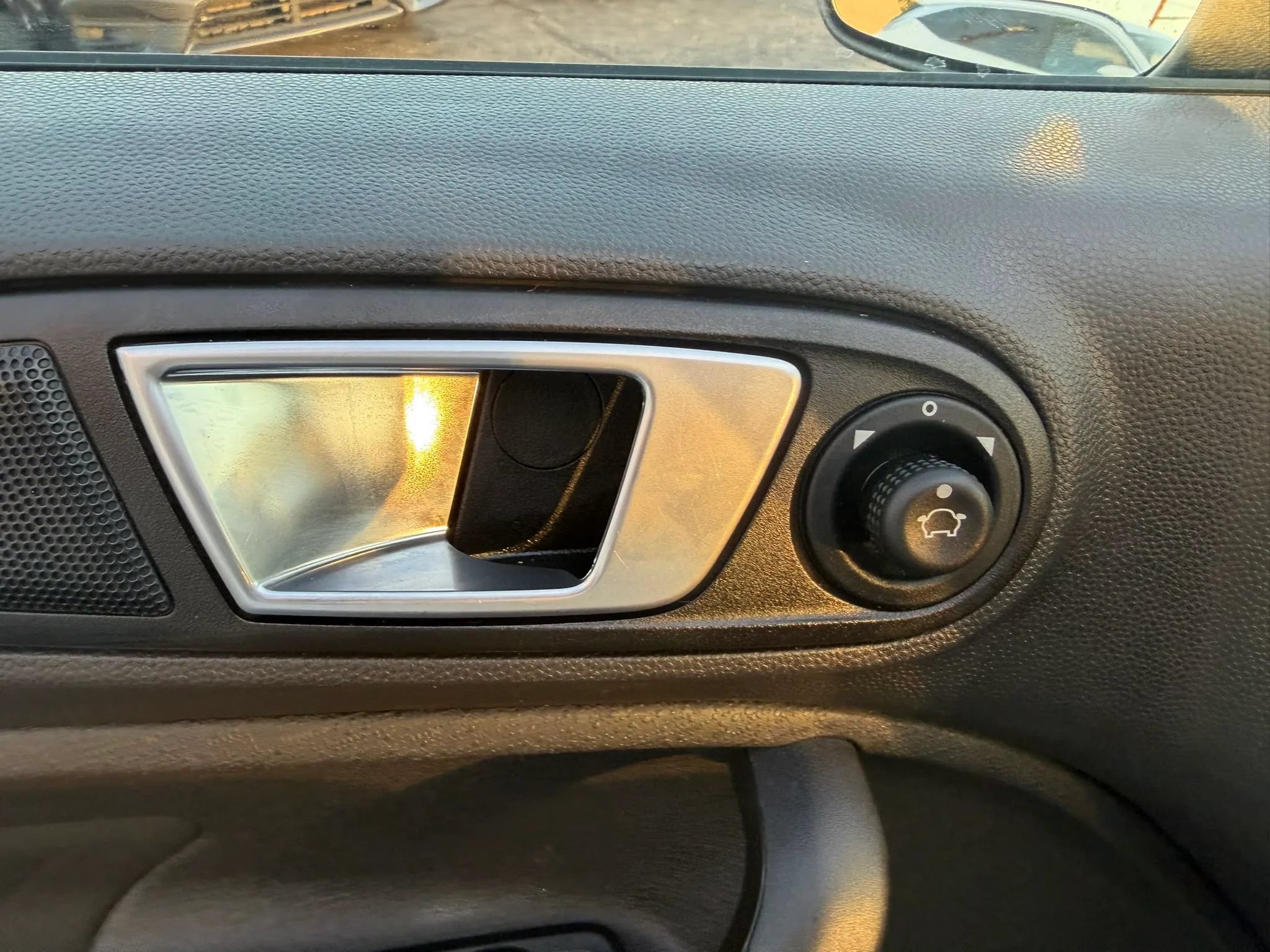 Used 2016 Ford Fiesta ST FWD image 14
