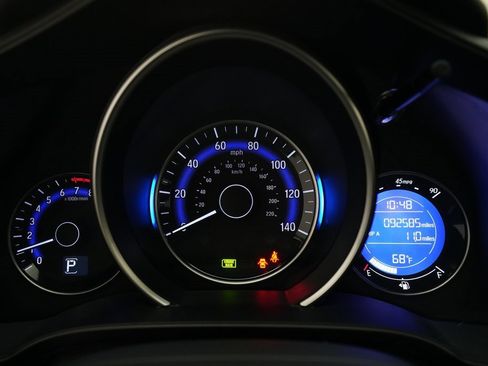 Used 2016 Honda Fit EX image 2