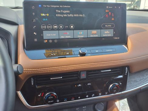 Certified 2025 Nissan Rogue Platinum w/ Platinum Premium Package image 26