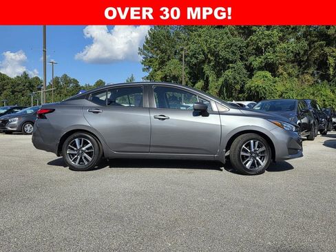 New 2025 Nissan Versa SV w/ Trunk Package FWD image 27