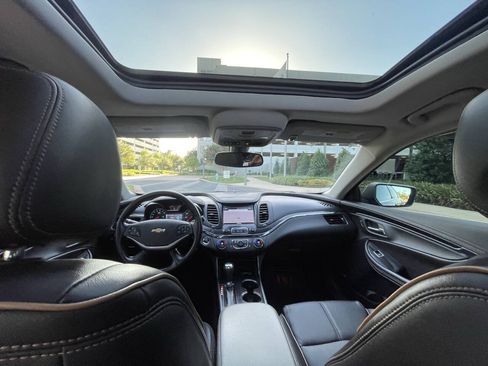Used 2018 Chevrolet Impala Premier w/ Premier Convenience Package FWD image 24