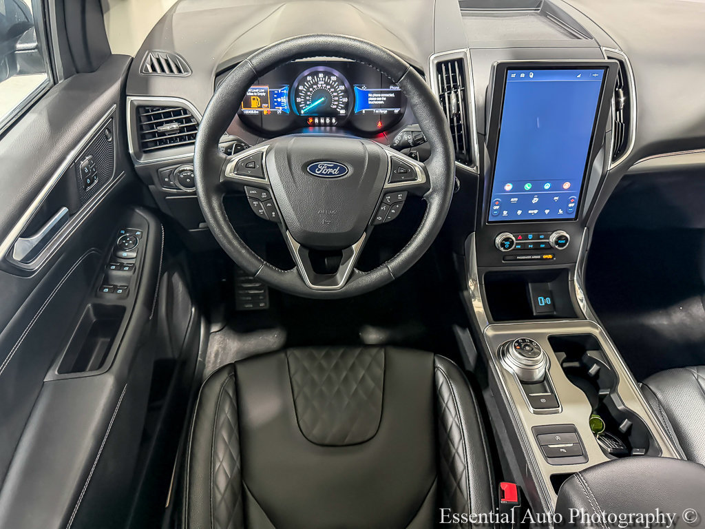 Certified 2024 Ford Edge Titanium w/ Equipment Group 301A AWD/4WD image 13