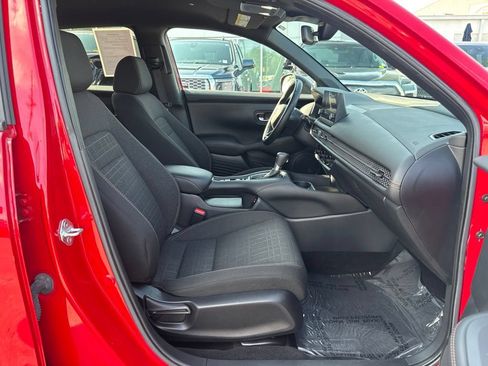 Used 2024 Honda HR-V Sport image 14