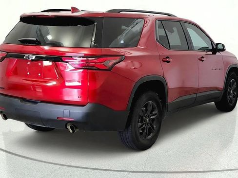Used 2023 Chevrolet Traverse LT FWD image 8