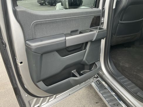 Used 2021 Ford F150 Lariat w/ Max Trailer Tow Package AWD/4WD image 12