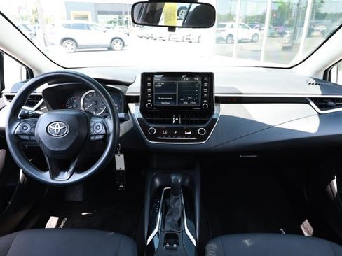 Used 2022 Toyota Corolla LE FWD image 28
